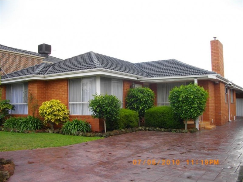 7 Sandowen Avenue, Burwood East VIC 3151