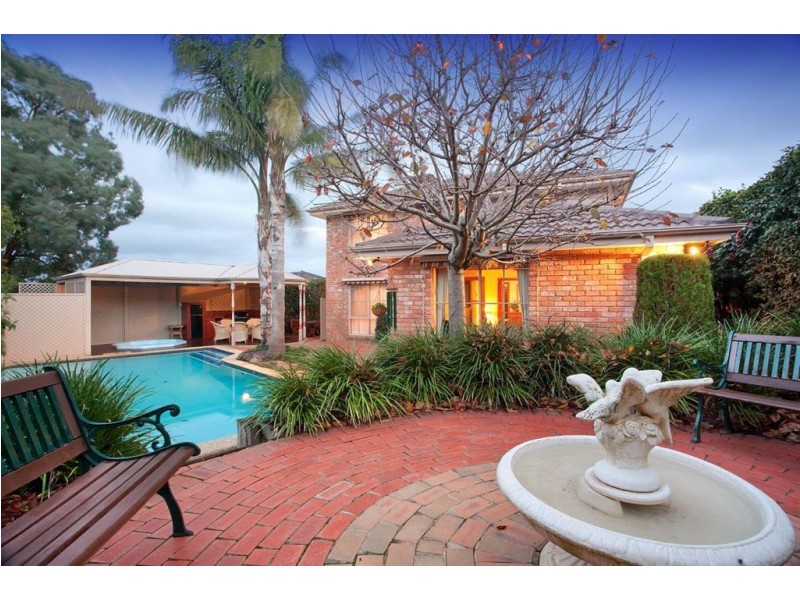 43 Atheldene Drive, Glen Waverley VIC 3150