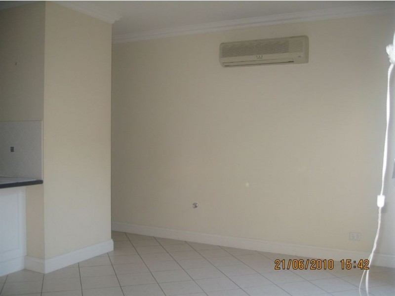 2/27 Glen Court, Glen Waverley VIC 3150