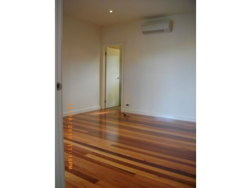 2/11 Little Street, Glen Waverley VIC 3150