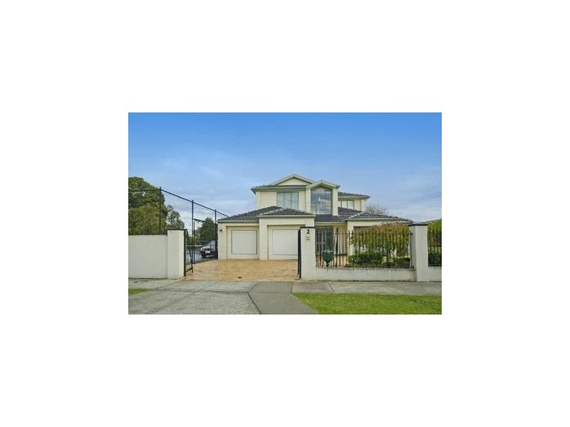 2 Latham Court, Glen Waverley VIC 3150
