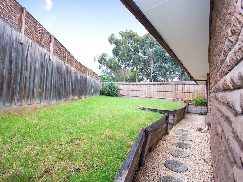 5 Groom Court, Glen Waverley VIC 3150