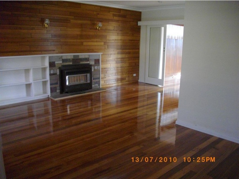 55 Garrisson Drive, Glen Waverley VIC 3150