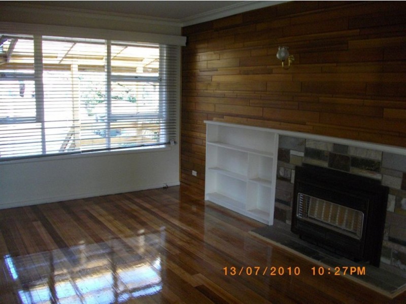 55 Garrisson Drive, Glen Waverley VIC 3150