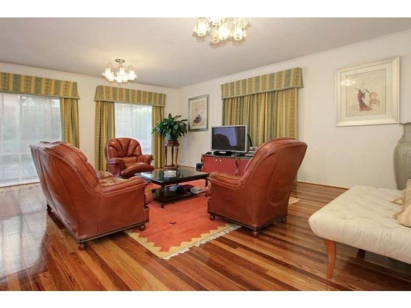 13 Alamein Avenue, Ashburton VIC 3147