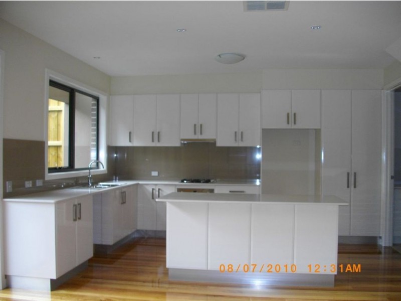 8/139-141 Blackburn Road, Glen Waverley VIC 3150