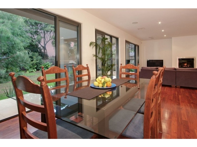 70 Cypress Avenue, Glen Waverley VIC 3150