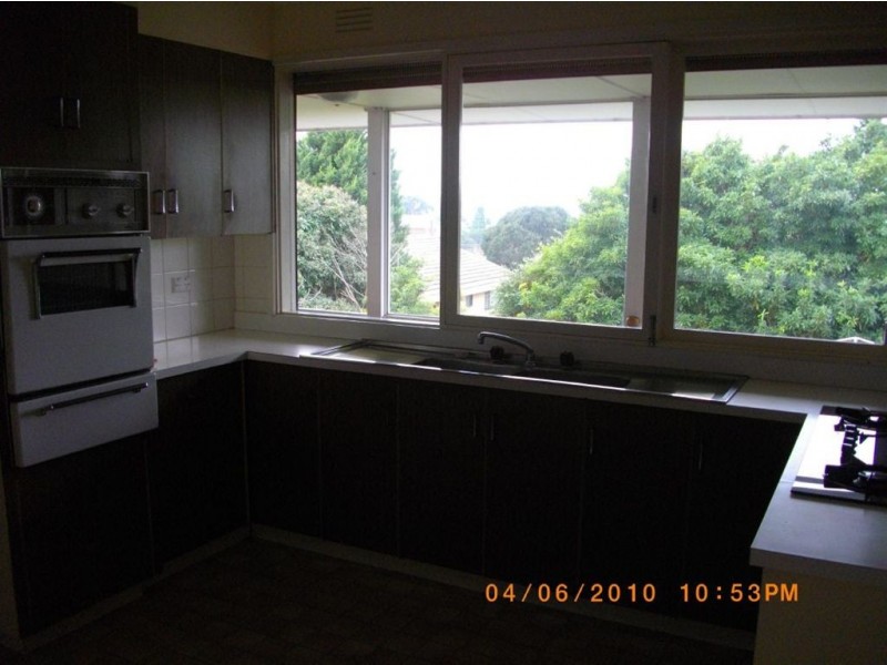 16 Springvale Road, Glen Waverley VIC 3150