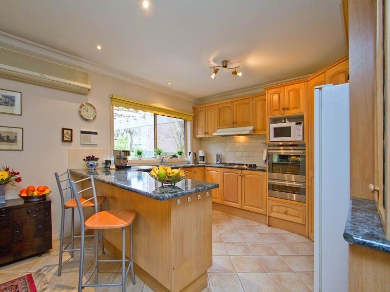15 Currie Terrace, Glen Waverley VIC 3150