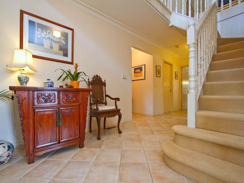 15 Currie Terrace, Glen Waverley VIC 3150