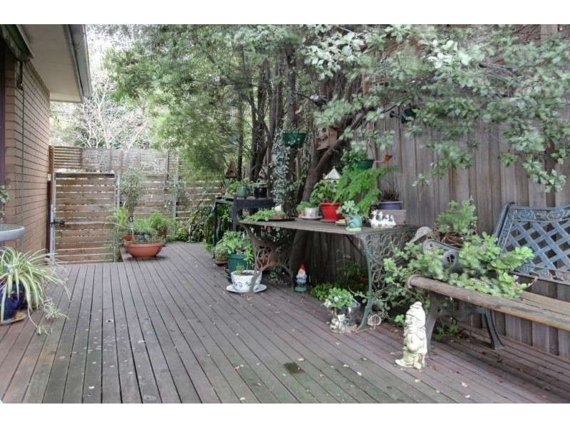 1/6 Edith Street, Glen Waverley VIC 3150