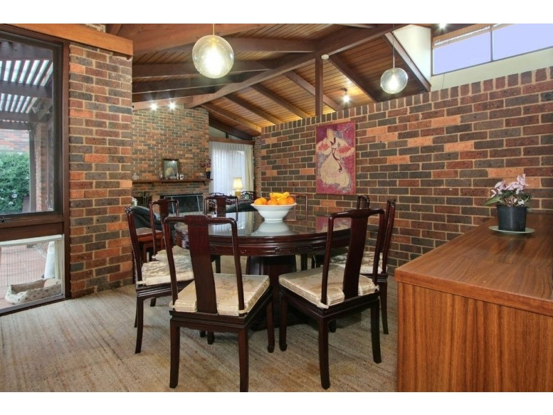 17 Belinda Crescent, Wheelers Hill VIC 3150