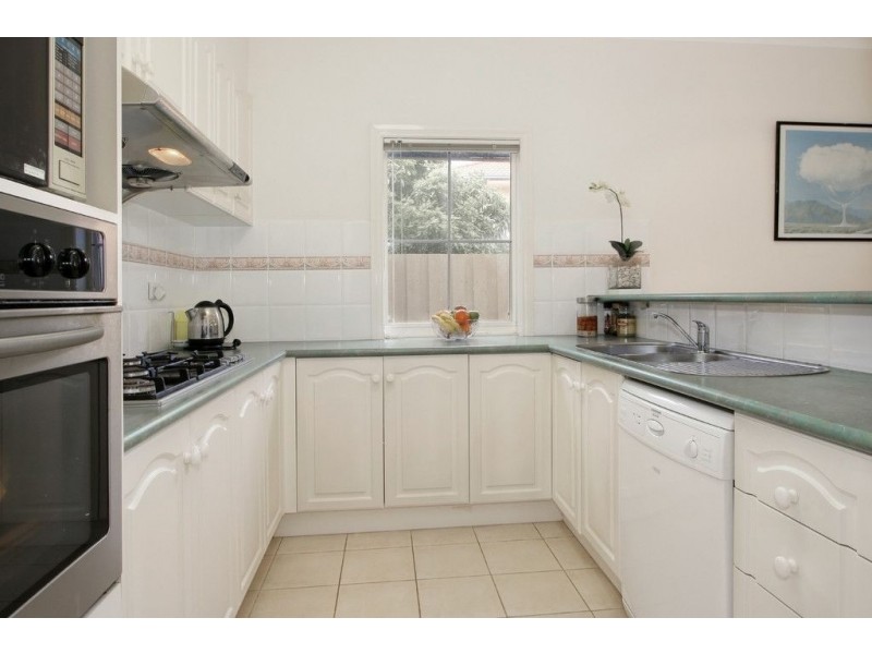 15 Saxon Wood Drive, Vermont South VIC 3133