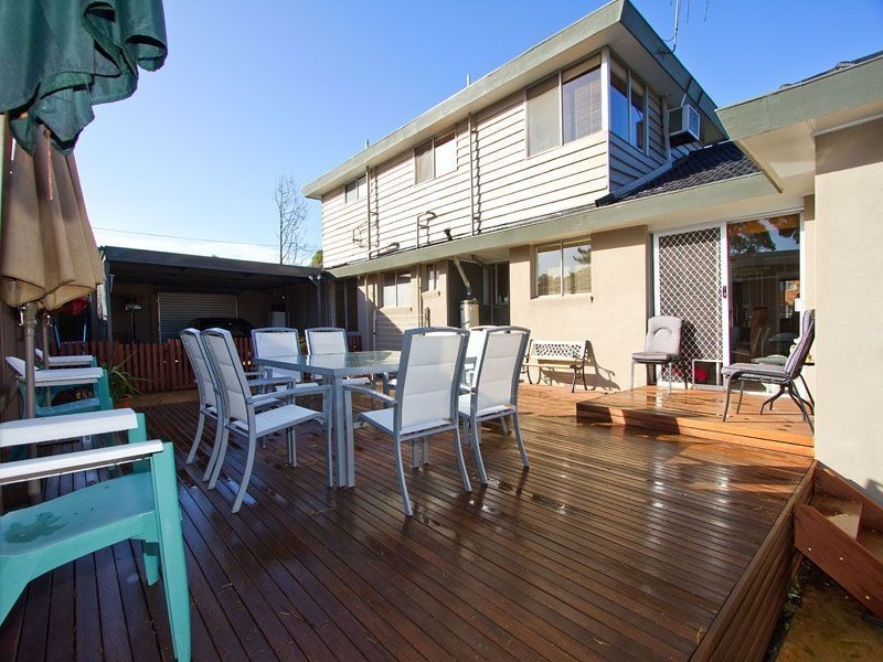1 Glamis Court, Glen Waverley VIC 3150