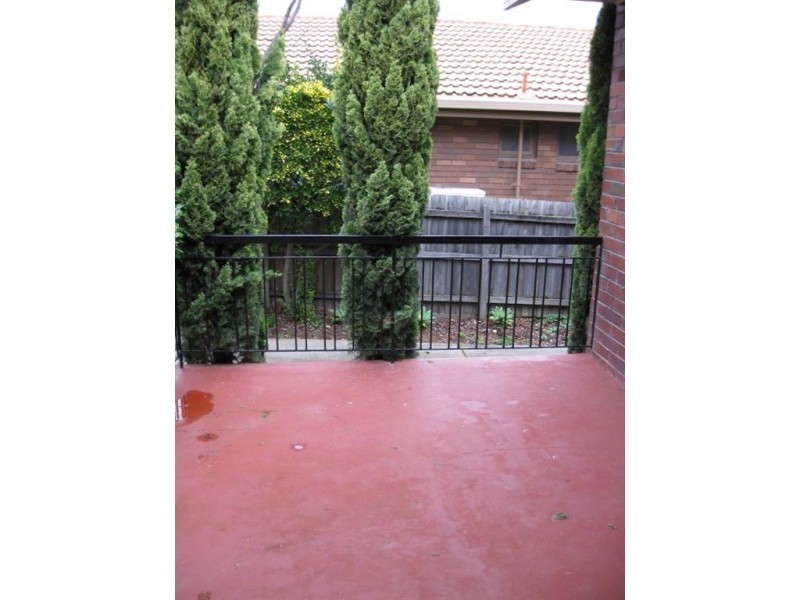 24 Camelot Drive, Glen Waverley VIC 3150