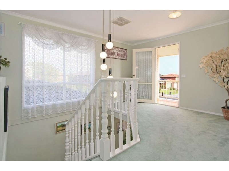 4 Fiona Court, Glen Waverley VIC 3150