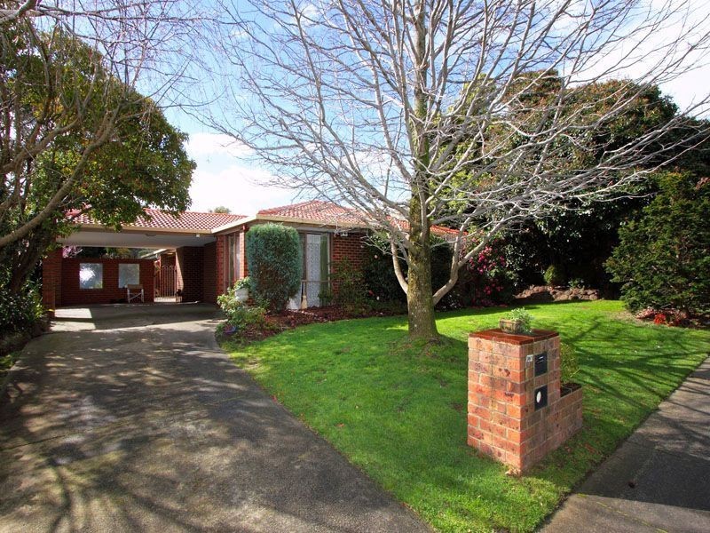 10 Belvedere Avenue, Wheelers Hill VIC 3150