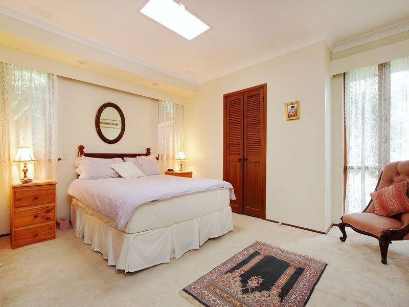 10 Belvedere Avenue, Wheelers Hill VIC 3150