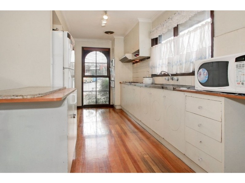 10 Mark Court, Chadstone VIC 3148