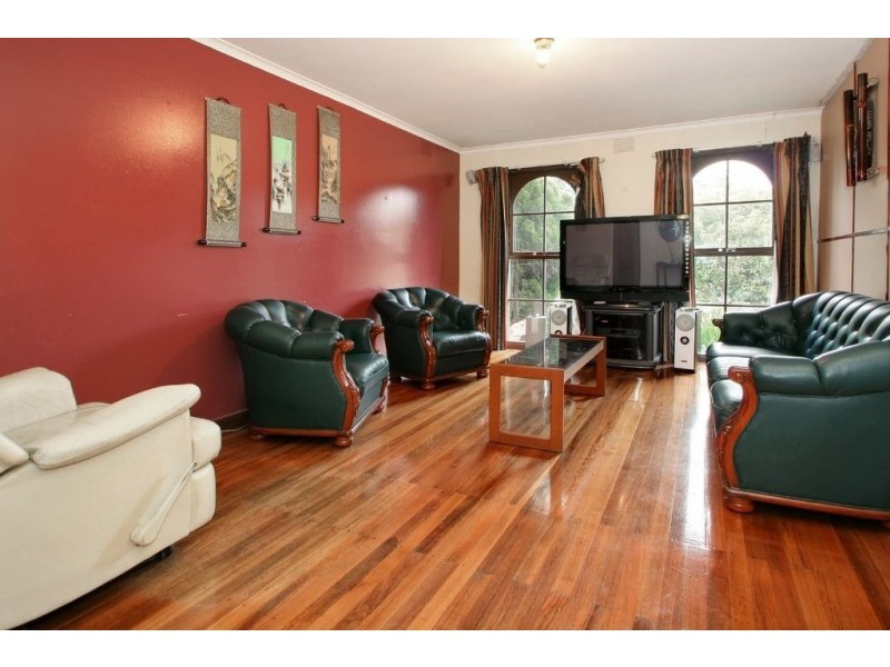 10 Mark Court, Chadstone VIC 3148
