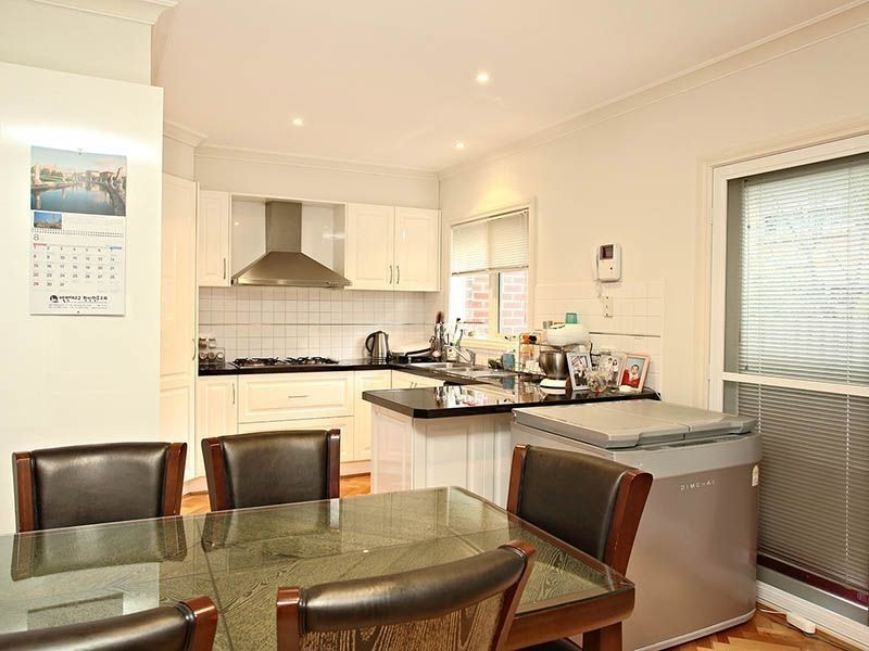 2/40 Albert Street, Mount Waverley VIC 3149