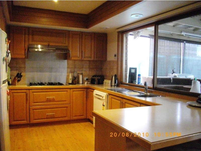 31 Remington Drive, Glen Waverley VIC 3150