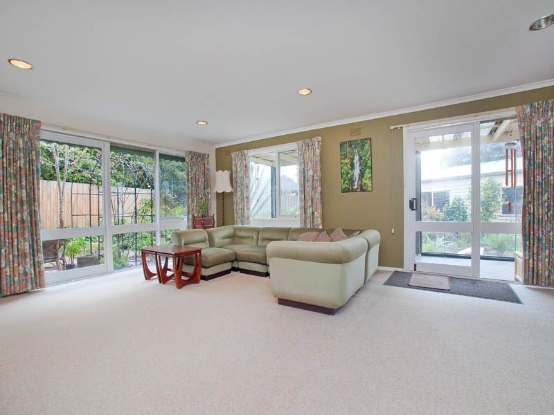 3 Eriden Close, Glen Waverley VIC 3150