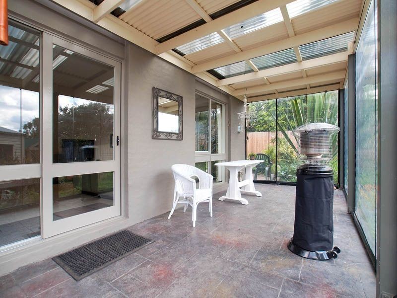 3 Eriden Close, Glen Waverley VIC 3150