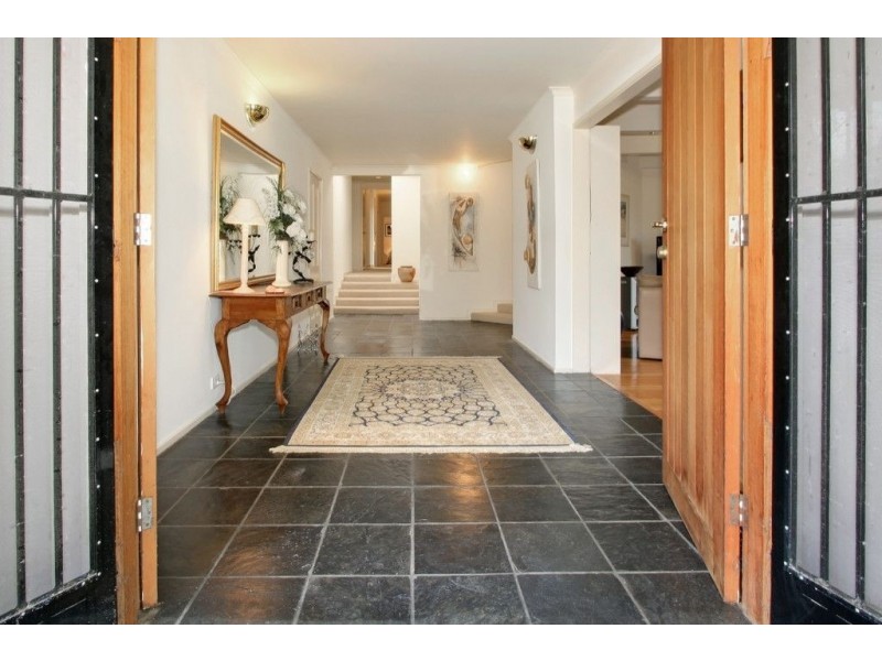 3 Annetta Court, Wheelers Hill VIC 3150