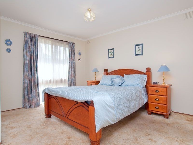 20 Atheldene Drive, Glen Waverley VIC 3150
