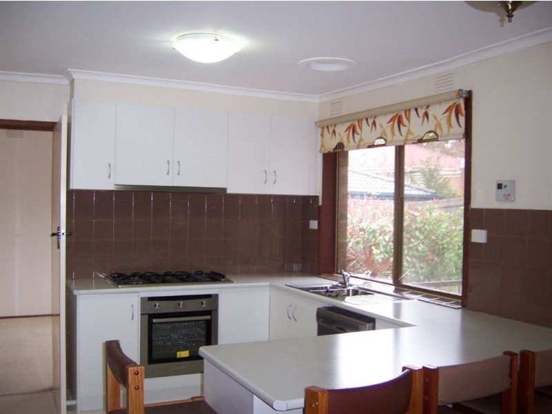 4 Henderson Court, Glen Waverley VIC 3150