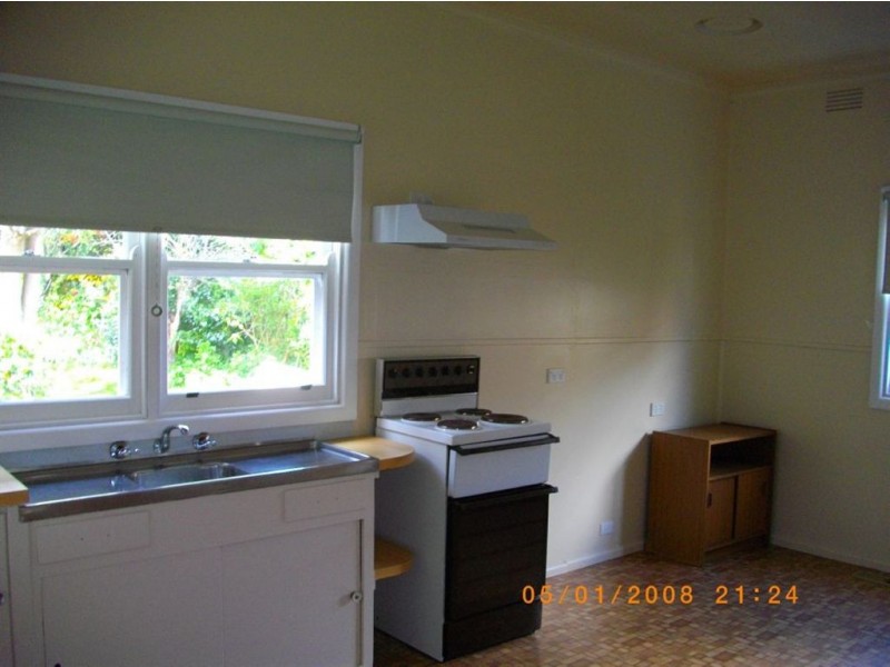 6 Clematis Street, Glen Waverley VIC 3150