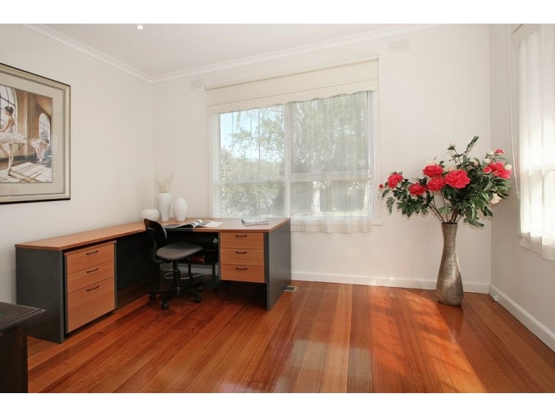 13 The Outlook, Glen Waverley VIC 3150