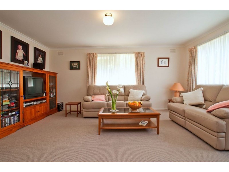 32 Mackellar Avenue, Wheelers Hill VIC 3150