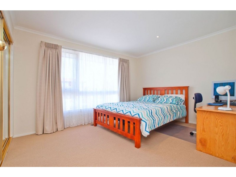 32 Mackellar Avenue, Wheelers Hill VIC 3150