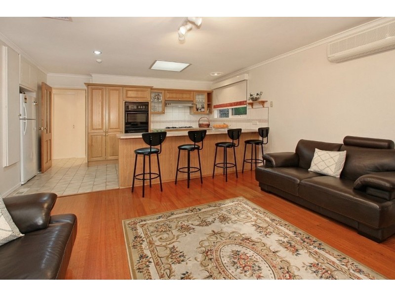 11 Stockmans Drive, Vermont South VIC 3133