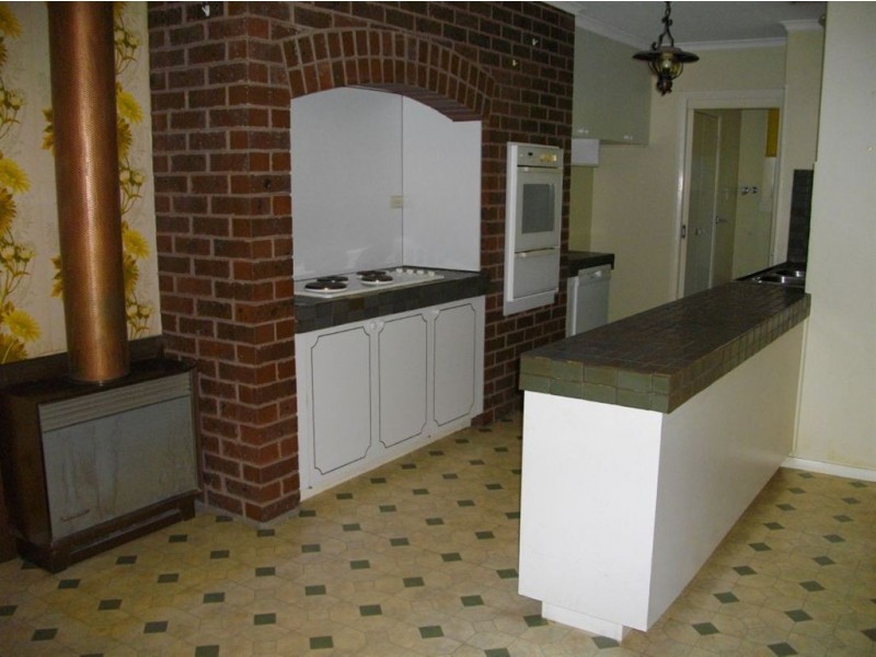 12 Chivers Avenue, Glen Waverley VIC 3150