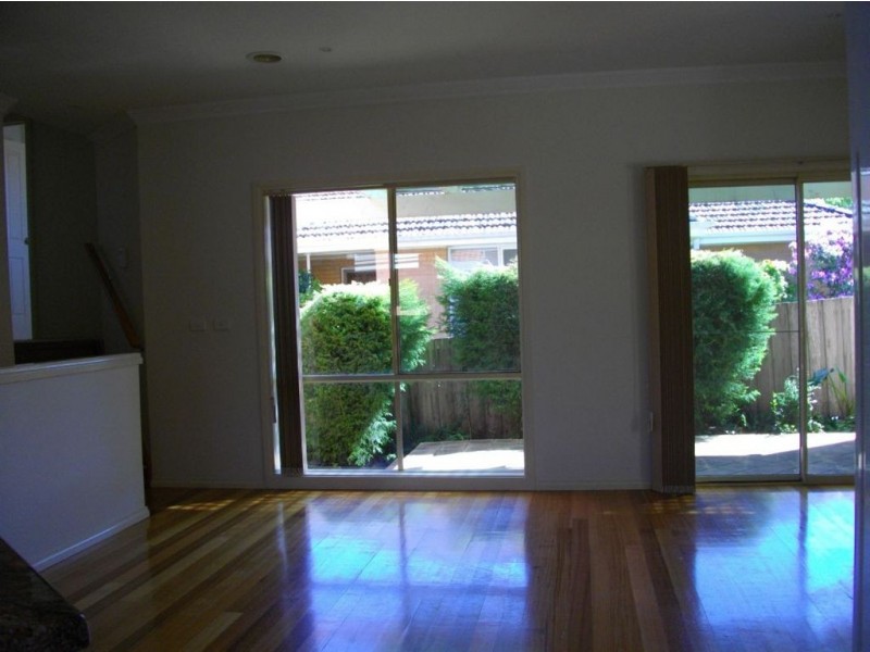 1/37 Olinda Street, Glen Waverley VIC 3150