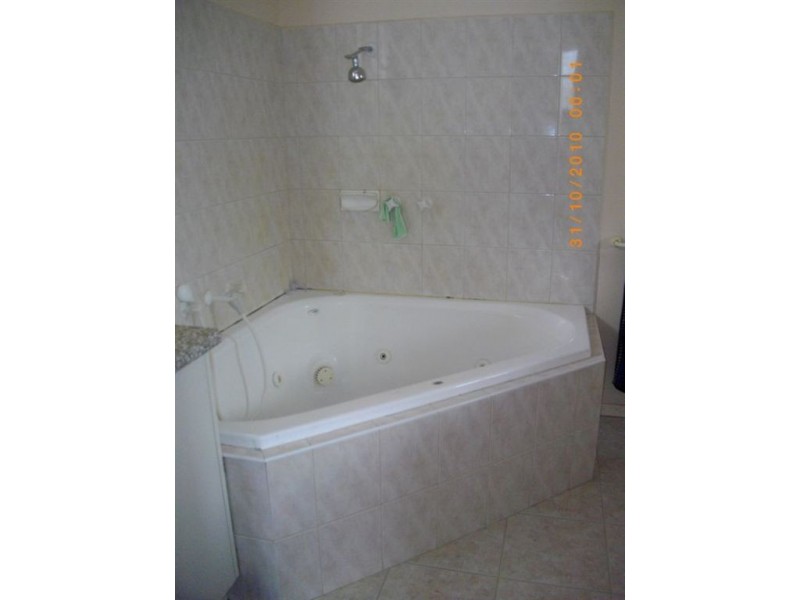 14 Peartree Way, Glen Waverley VIC 3150