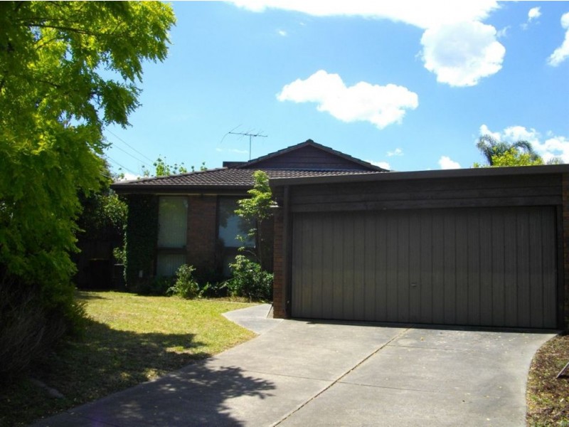 39 Cambridge Drive, Glen Waverley VIC 3150