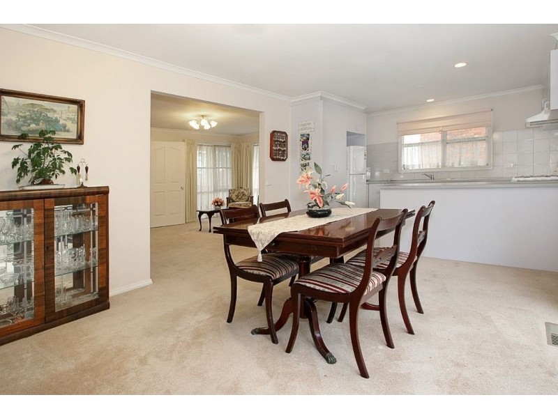 1/26 Pepperell Avenue, Glen Waverley VIC 3150