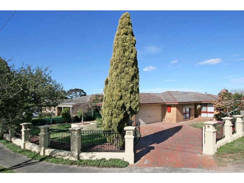 3 Oregan Close, Wheelers Hill VIC 3150