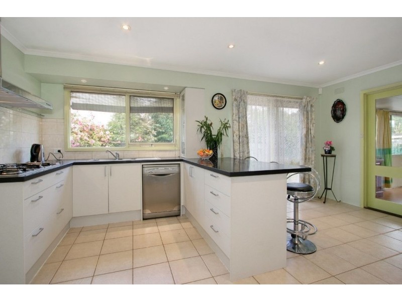 3 Oregan Close, Wheelers Hill VIC 3150