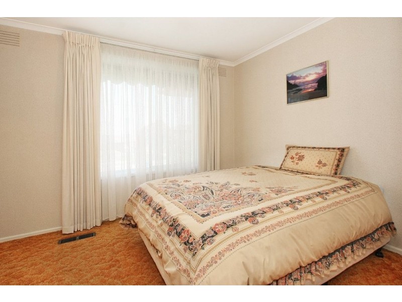 18 Rembrandt Drive, Wheelers Hill VIC 3150