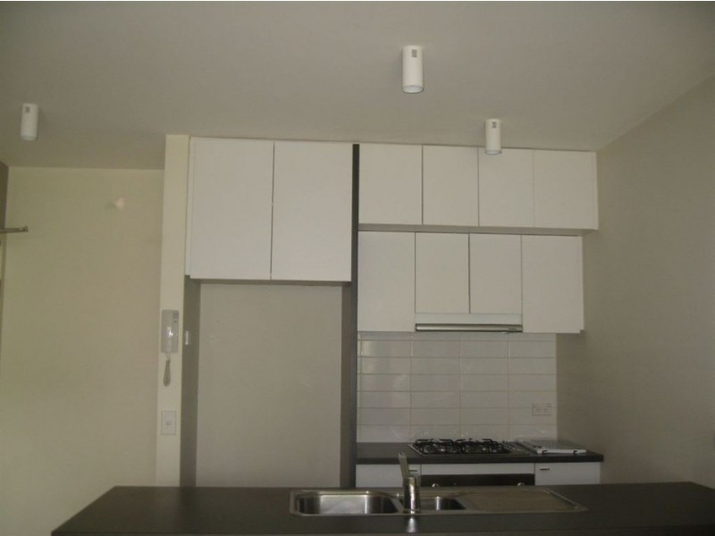 2/2 Greenfield Drive, Clayton VIC 3168