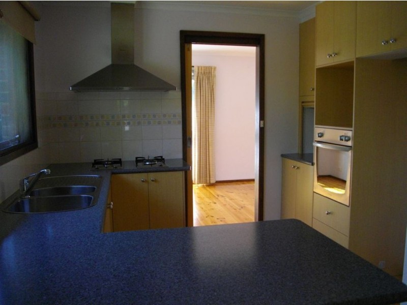 1 Truscott Court, Wheelers Hill VIC 3150