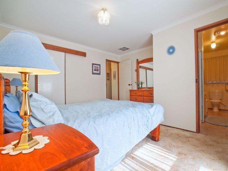 20 Atheldene Drive, Glen Waverley VIC 3150