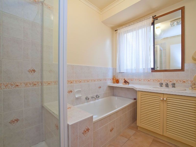 20 Atheldene Drive, Glen Waverley VIC 3150