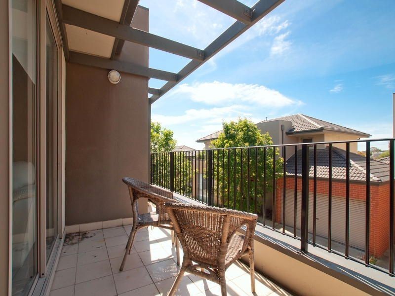 4/3 Keylana Boulevard, Mount Waverley VIC 3149