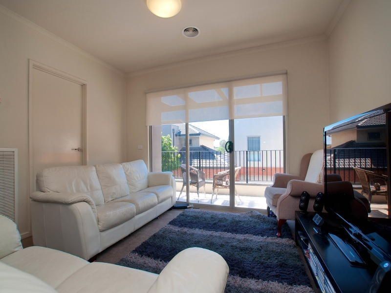 4/3 Keylana Boulevard, Mount Waverley VIC 3149